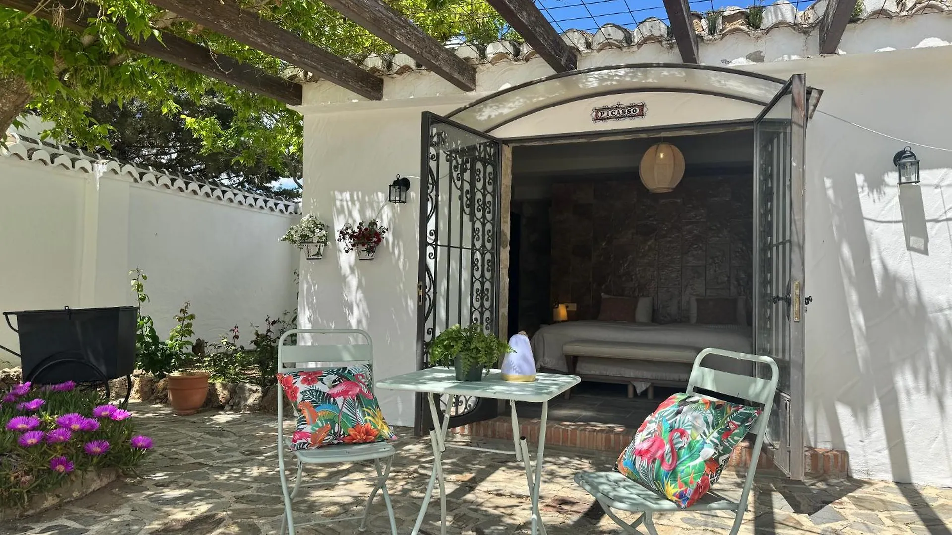 Gerendaház Finca Paradis, Pool, Jacuzzi, Gym And Sauna Just 30 Minutes From Malaga! Antequera