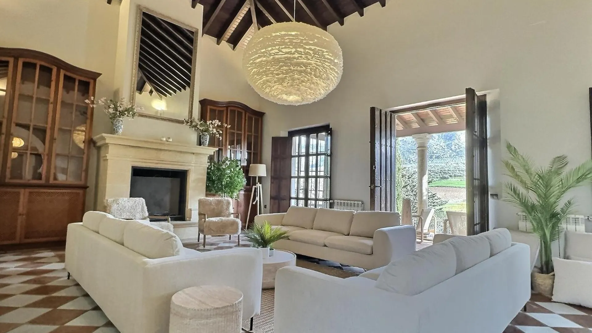Finca Paradis, Pool, Jacuzzi, Gym And Sauna Just 30 Minutes From Malaga! Antequera Gerendaház